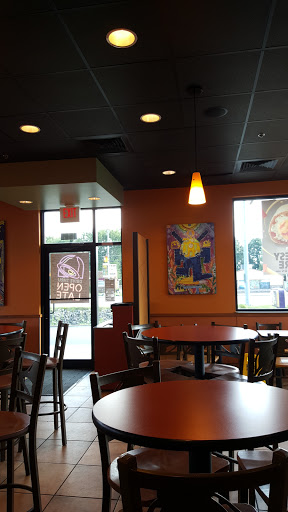 Mexican Restaurant «Taco Bell», reviews and photos, 1509 E Tipton St, Seymour, IN 47274, USA