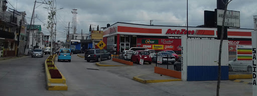 AutoZone Puebla Teziutlán, Mina 702, Centro, 73800 Teziutlán, Pue., México, Tienda de repuestos para carro | PUE
