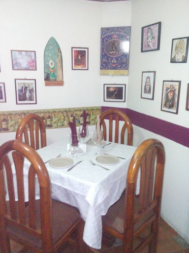 La Pampita, Av. Araucarias 190, Indeco Animas, 91190 Xalapa Enríquez, Ver., México, Restaurante | VER