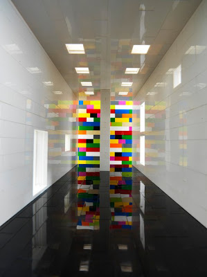 Tilt-Shift Photography Makes Lego Brick Rooms Look Like Full-Size Gallery Space Seen On www.coolpicturegallery.us Tilt-Shift Photography Makes Lego Brick Rooms Look Like Full-Size Gallery Space Seen On www.coolpicturegallery.us