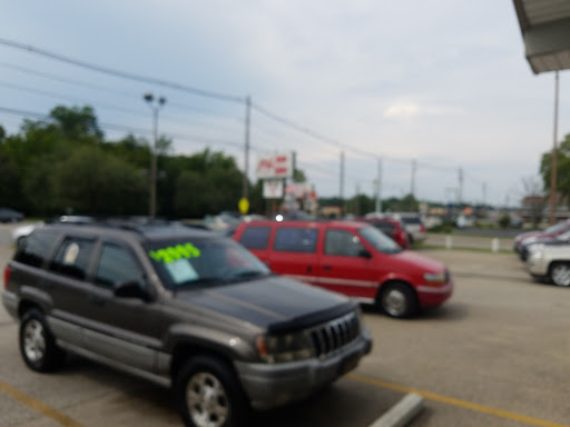 Used Car Dealer «Cliff & Sons Auto Sales», reviews and photos, 7053 Dixie Hwy, Louisville, KY 40258, USA
