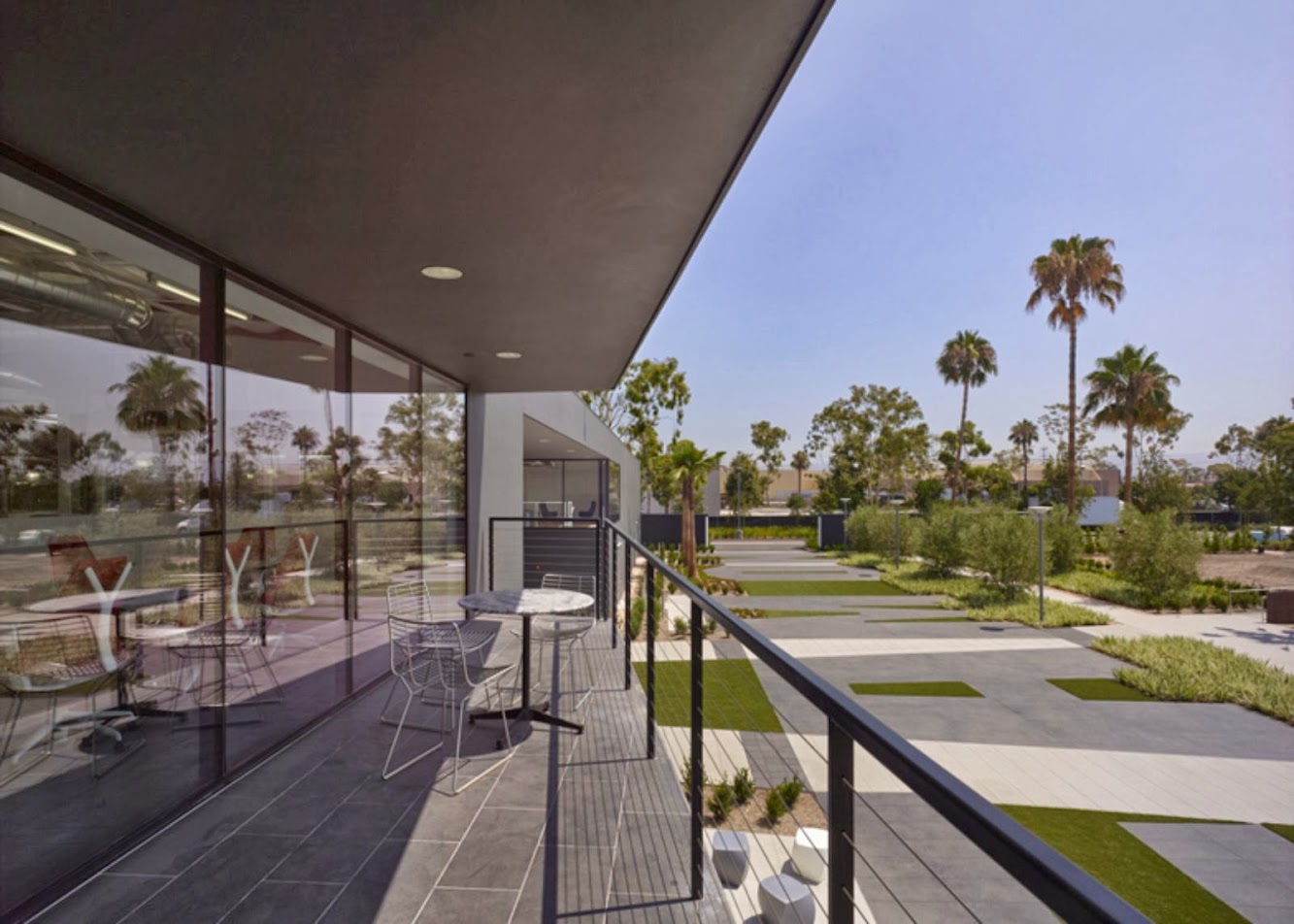 Fox Head by Clive Wilkinson Architects