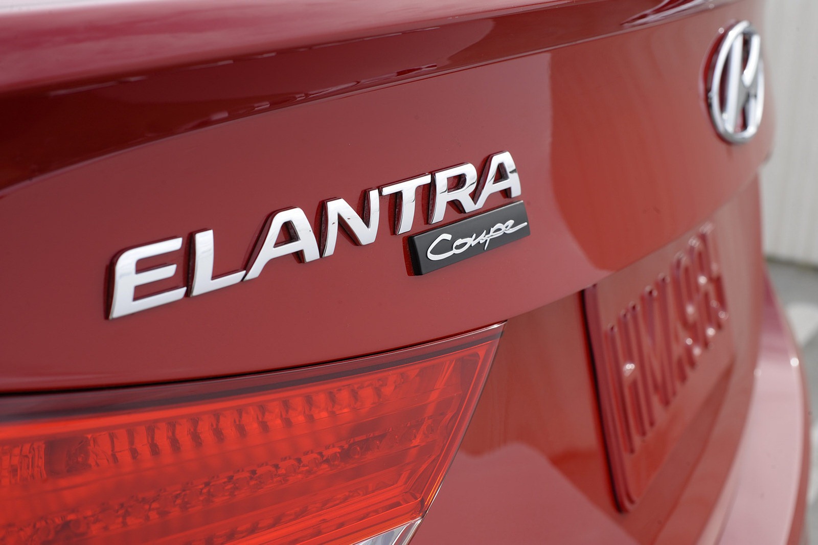 [2013-Hyundai-Elantra-Coupe-17%255B2%255D.jpg]