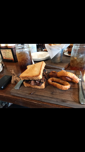 Barbecue Restaurant «Double S Smokehouse», reviews and photos, 49 Oakland Ave, Warwick, NY 10990, USA