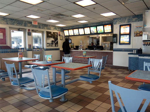 Fast Food Restaurant «White Castle», reviews and photos, 490 Sunrise Hwy, Lynbrook, NY 11563, USA