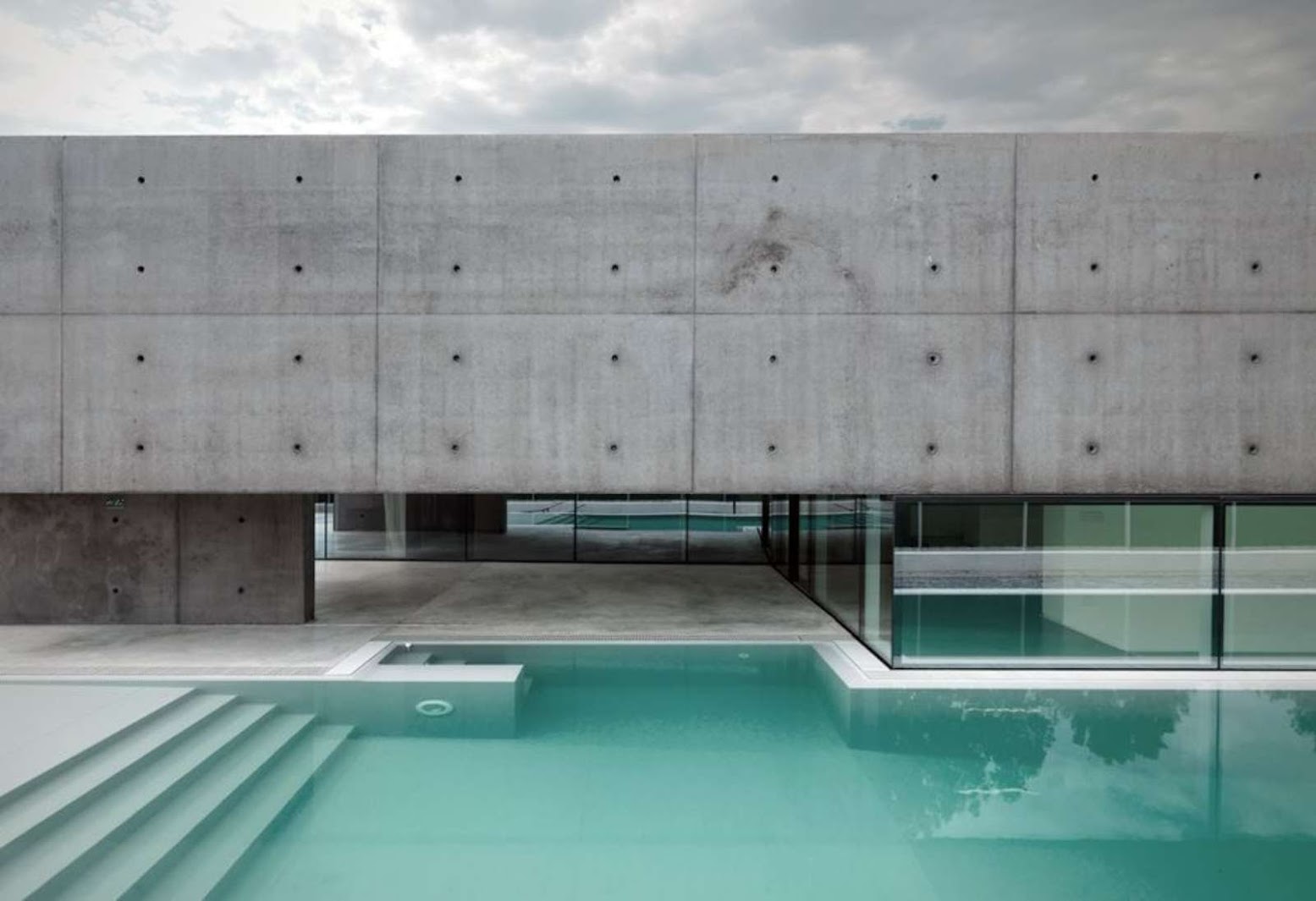 House in Urgnano by Matteo Casari Architetti
