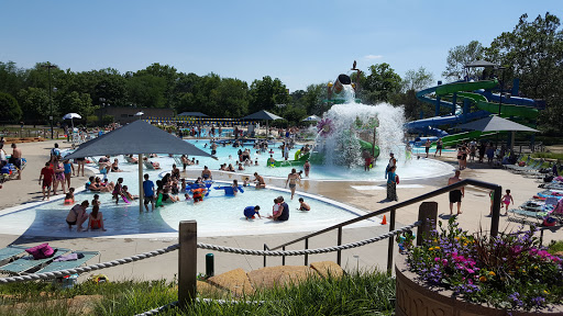 Swim Club «Crystal Lake Park Family Aquatic Center», reviews and photos, 1401 N Broadway Ave, Urbana, IL 61801, USA