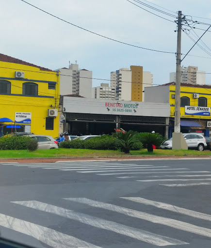 Benetão Motos, Av. Jerônimo Gonçalves, 51 - Centro, Ribeirão Preto - SP, 14010-040, Brasil, Vendedor_de_Motorizadas, estado Sao Paulo