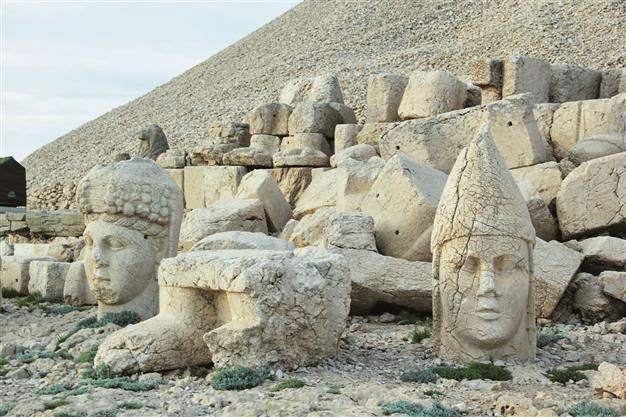 Panoramic museum planned for Nemrut sculptures Panoramic museum planned for Nemrut sculptures