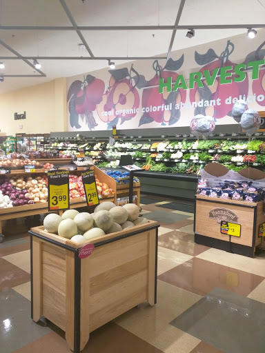 Grocery Store «Hannaford Supermarket», reviews and photos, 118 Lancaster St, Leominster, MA 01453, USA