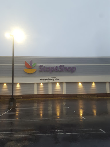Supermarket «Stop & Shop», reviews and photos, 100 Quality St, Trumbull, CT 06611, USA