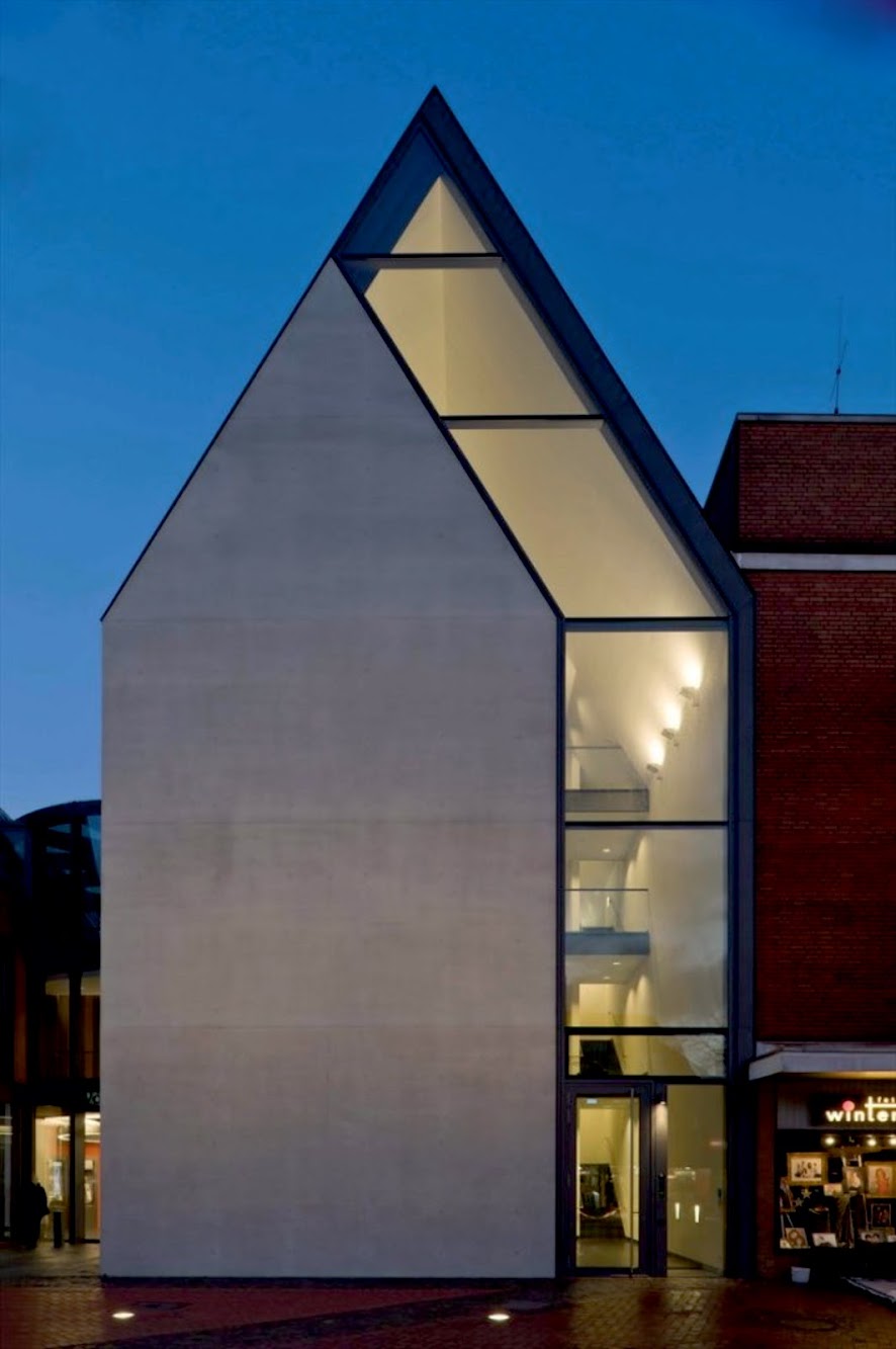 Volksbank by Stephan Braunfels
