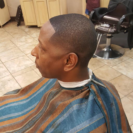 Barber Shop «LOL BARBER SHOP», reviews and photos, 9620 Lake June Rd, Dallas, TX 75217, USA