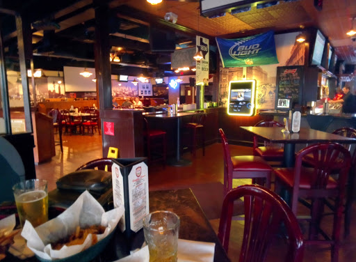 Bar & Grill «London Grill & Tavern», reviews and photos, 129 E Nolana Ave, McAllen, TX 78504, USA