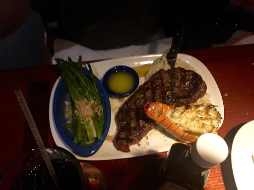 Seafood Restaurant «Red Lobster», reviews and photos, 200 S Decatur Blvd, Las Vegas, NV 89107, USA