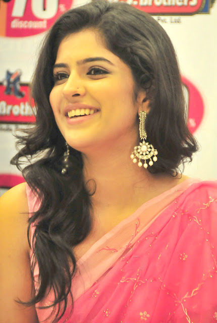 HOT Deeksha Seth Stills