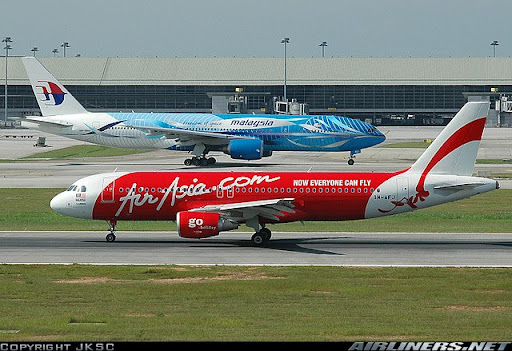 most colorful plane in the world most colorful plane in the world