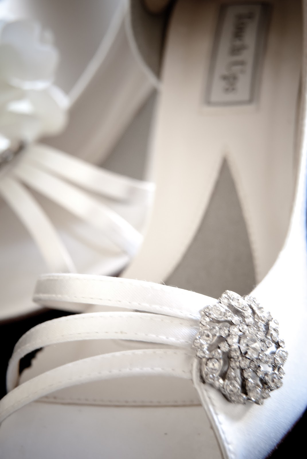 Wedding Centerpiece Ideas (Red wedding shoe blue Wedding Centerpiece Ideas (Red wedding shoe blue
