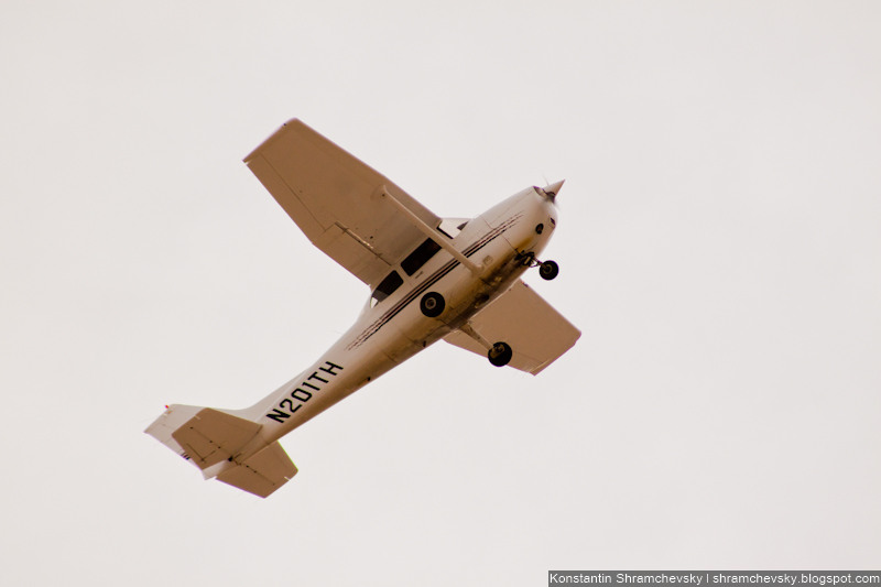 USA Colorado Denver Centennial Airport Tower США Колорадо Денвер Сентенниал Аэропорт APA KAPA Cessna 172R N201TH