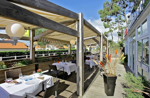 Hôtel Restaurant Les Cols Verts à La Tranche-sur-Mer