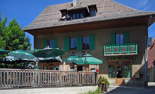 Hôtel Arcalod - Restaurant La Baugeline - Dormir en Bauges à Jarsy