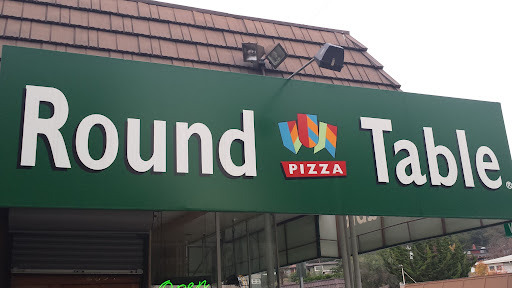 Pizza Restaurant «Round Table Pizza», reviews and photos, 2854 Mountain Blvd, Oakland, CA 94602, USA