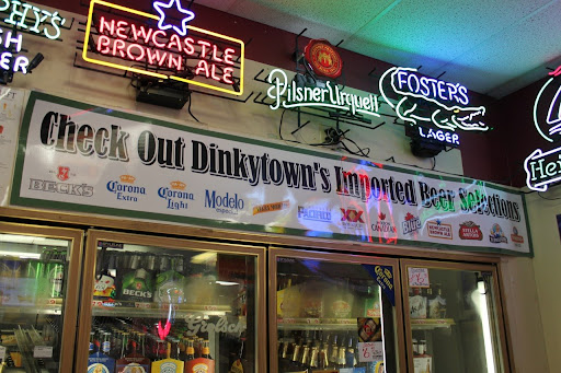 Liquor Store «Dinkytown Wine & Spirits», reviews and photos, 1412 5th St SE, Minneapolis, MN 55414, USA