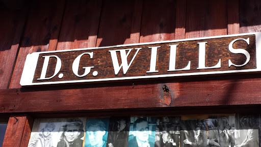 Book Store «D G Wills Books», reviews and photos, 7461 Girard Ave, La Jolla, CA 92037, USA