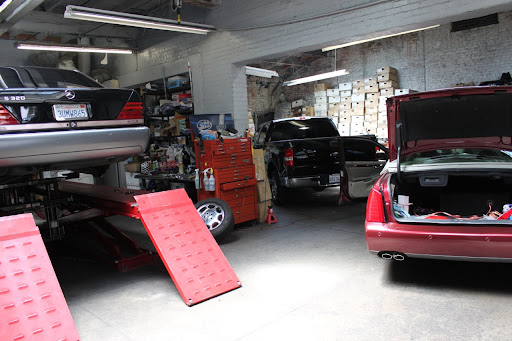 Auto Repair Shop «Faxon Garage», reviews and photos, 545 Faxon Ave, San Francisco, CA 94112, USA