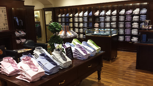Clothing Store «Brooks Brothers», reviews and photos, 1055 Wall St, La Jolla, CA 92037, USA