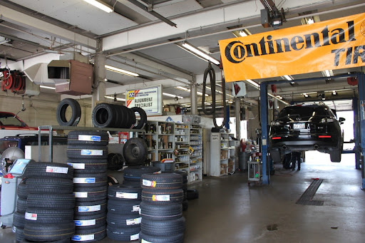 Tire Shop «Telle Tire & Auto Centers», reviews and photos, 1323 S Big Bend Blvd, Richmond Heights, MO 63117, USA