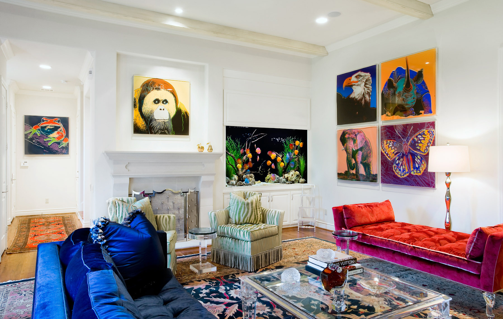 Thiết kế phòng khách chung cư chủ đề Pop-art