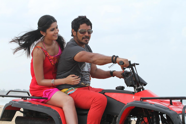 Rajapattai Movie New Stills - Latest Tamil Actress, Telugu Actress
