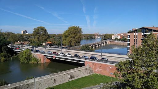 Le Pier Toulouse Hotel