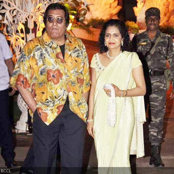 Vinod Khanna with wife at Kokilaben Ambani's b'day party, held in Mumbai. (Pic: Viral Bhayani)