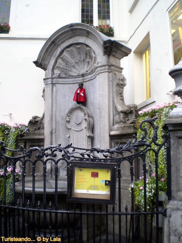 Manneken Pis, el niño meón de Bruselas