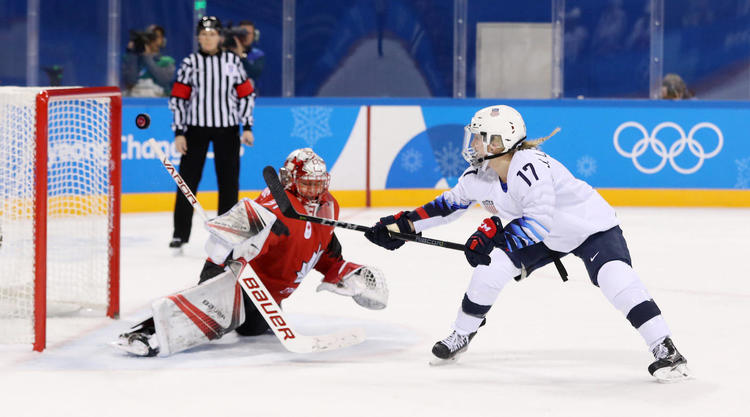 How-woman-hockey-is-different