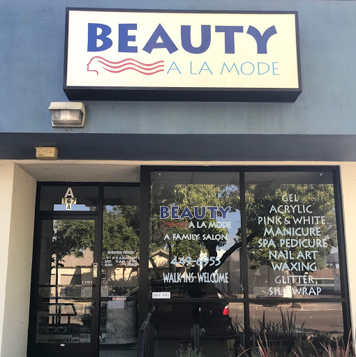 Beauty a La Mode logo