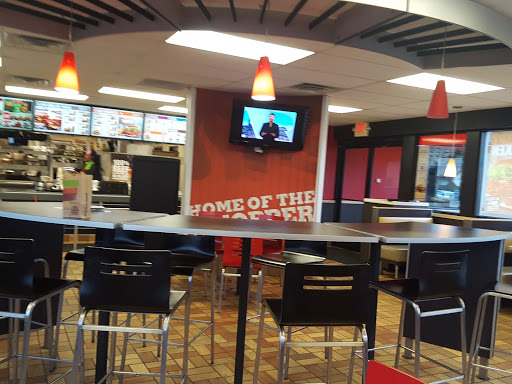 Fast Food Restaurant «Burger King», reviews and photos, 100 Grand Ave E, South St Paul, MN 55075, USA