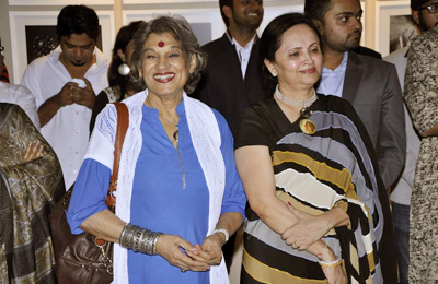 Dolly Thakore with Kalpana Shah during a photo exhibition, held at Tao art gallery in Mumbai on February 1, 2013. (Pic: Viral Bhayani)