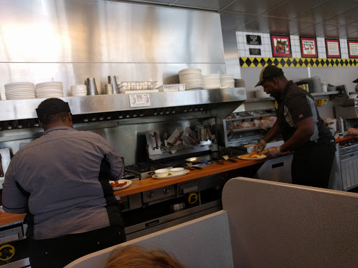 Breakfast Restaurant «Waffle House», reviews and photos, 2050 Eatonton Hwy, Madison, GA 30650, USA