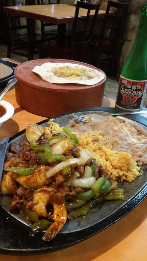 Mexican Restaurant «El Tapatio», reviews and photos, 910 23rd St, Richmond, CA 94804, USA