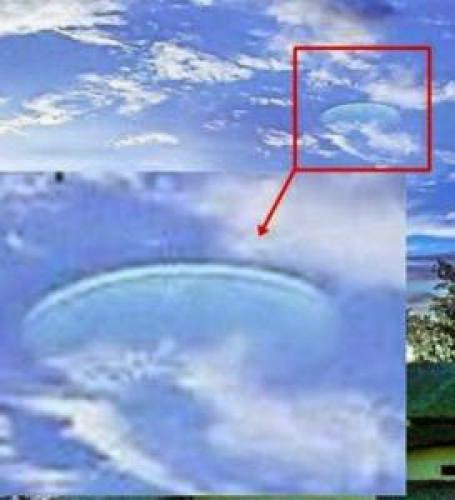 Was The Cloaked Alien Ship Over Malaysia Sending And Receiving Twitter Messages