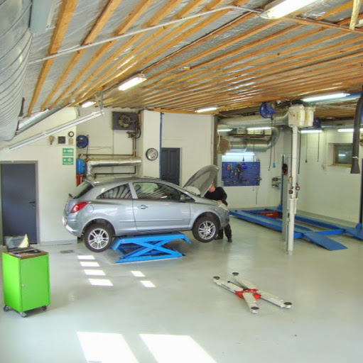Johns Auto - Repair and Tire dealer