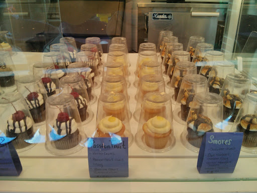 Bakery «Sweet Buttons Desserts», reviews and photos, 84 Rivington St, New York, NY 10002, USA