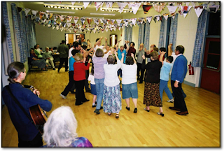 Circle dancing