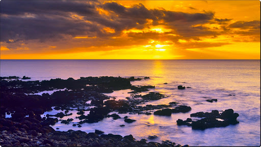 Papohaku Beach, Molokai, Maui, Hawaii.jpg