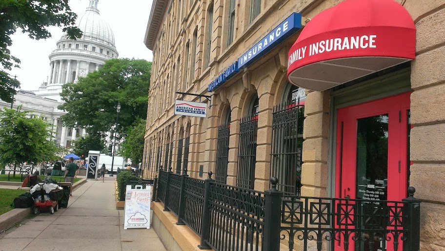 American Family Insurance Dream Bank