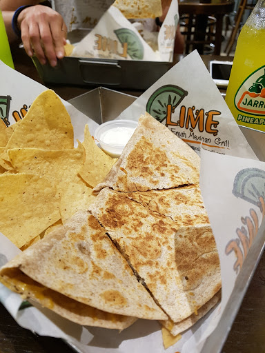 Restaurant «Lime Fresh Mexican Grill», reviews and photos, 8484 NW 36th St, Doral, FL 33166, USA