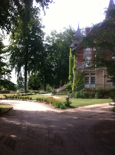 ermitage de la fontaine des roches-chambres d'hotes